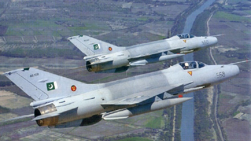 پاکستانی فضائیہ کا تربیتی طیارہ گرکرتباہ