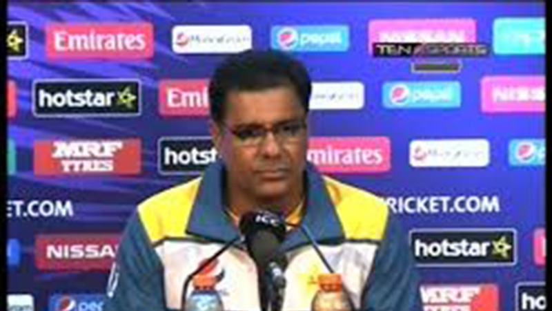 پاکستان: ہیڈ کوچ وقار یونس نے بھی استعفیٰ دے دیا