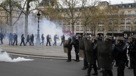 بەڕێوەچوونی کۆبوونەوەی نائاسایی لە فەرەنسا بە توندتر بوونی ناڕەزایەتییەکان
