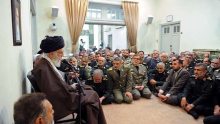 Stav lidera: Razlika između Armije IR Iran i armija drugih zemalja 