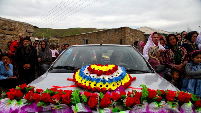 ئاهه‌نگی هاوسه‌رگیری ئازه‌رییه‌کان