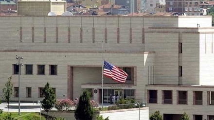 SAD pozvao porodice svojih diplomata da napuste Istanbul