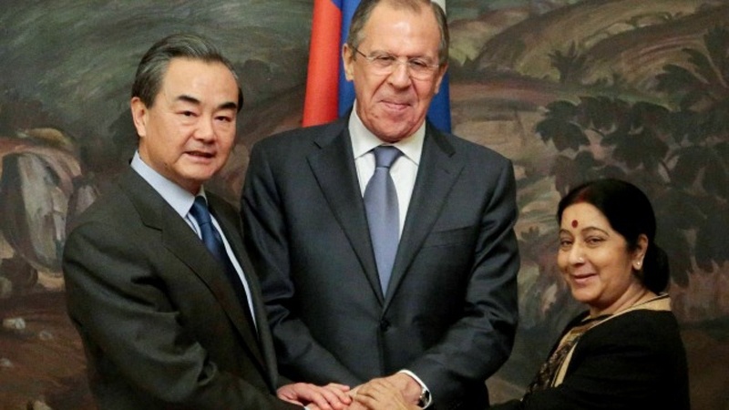 ماسکو میں روس،چین اور ہندوستان کے وزرائے خارجہ کی ملاقات 
