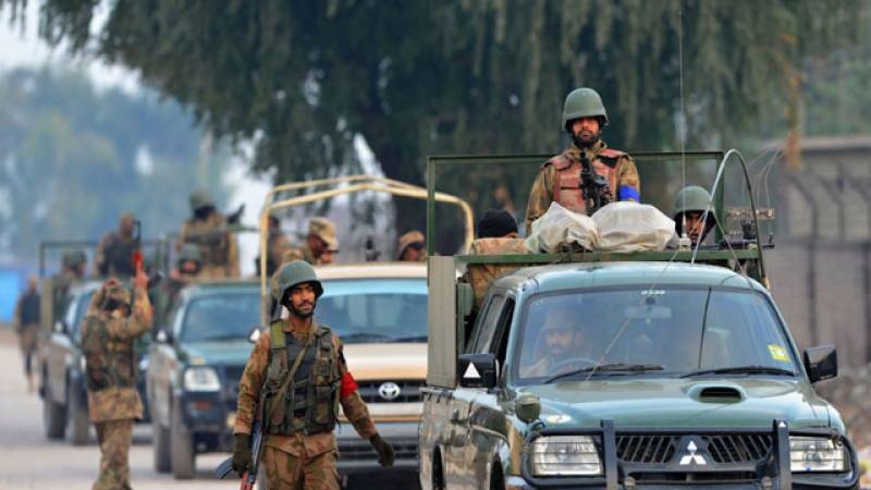 پشاور، دہشتگردوں اور سکیورٹی فورسز میں مقابلہ 4 ہلاک