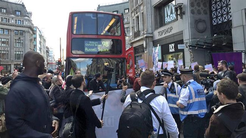 لندن میں روس کے حامیوں کے مظاہرے