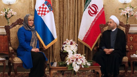 ایران اور کروشیا کے اعلی سطحی وفود کے مشترکہ مذاکرات