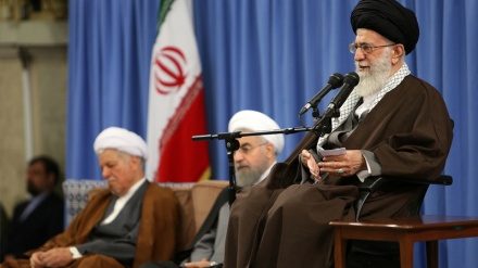 Govor lidera Islamske revolucije na dan ''Ejd Mab'asa''