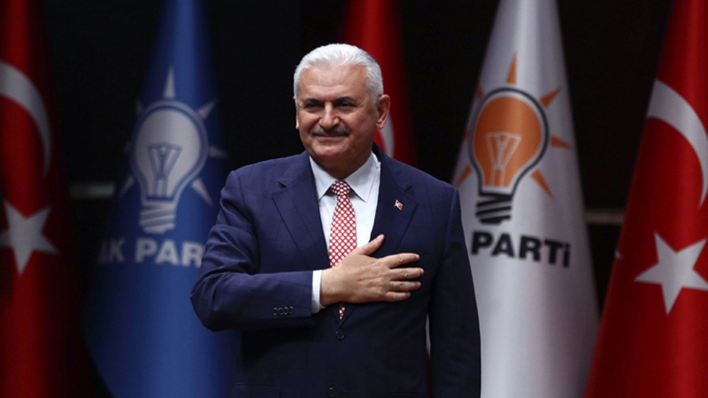 کورد له جەنگەی پڕوپاگەندەی ھەڵبژاردنەکانی تورکیا دەبێتە تاجی سەر