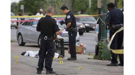 امریکہ میں پولیس کے نسل پرستانہ رویئے کے خلاف احتجاج 