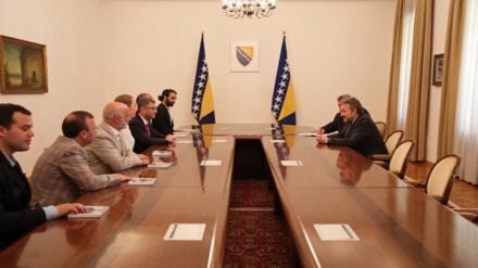 Izetbegović pohvalio napore Turske u zbrinjavanju izbjeglica 