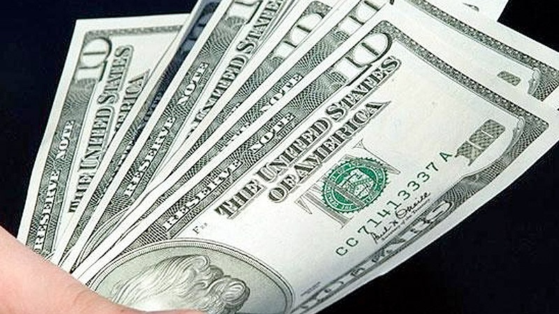 Moskva rasprodaje američke državne obveznice - nekad ih držala za 176, а sada samo za $14,9 milijardi