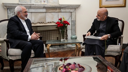 ایران کے وزیر خارجہ کی افغان صدر سے ملاقات