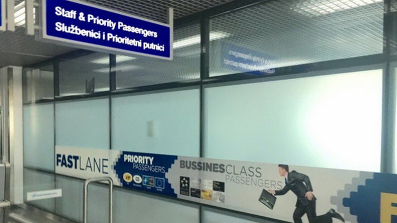  Sarajevski aerodrom ne zna engleski jezik 