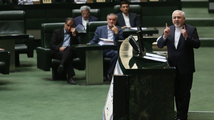 Otvorena sjednica Parlamenta IR Iran
