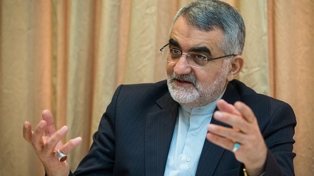 Borucerdi: İranın raket proqramı müzakirə edilə bilməz