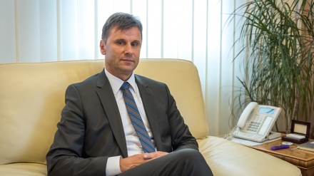Novalić: Neka nas bajramska radost podsjeti na neprolaznu vrijednost mira