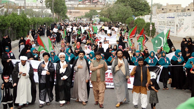 زائرین کو در پیش مشکلات کے خلاف پاکستان میں احتجاج