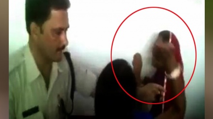 ہندوستان: گائے کا گوشت بیچنے کی افواہ پر دو مسلم خواتین پر وحشیانہ تشدد