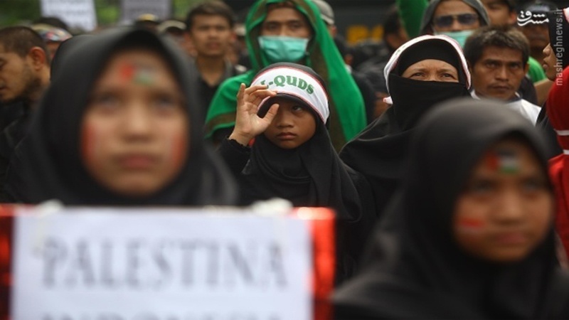 Minlərlə indoneziyalı Qüds günü yürüşündə iştirak edib