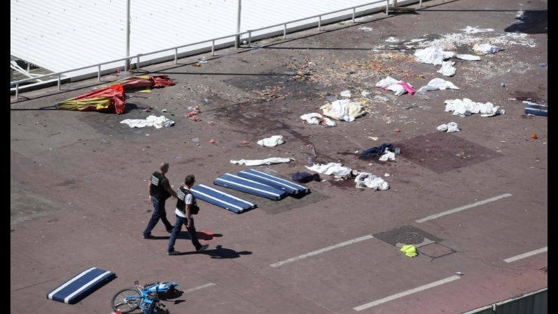 Francuska od patrona terorista do njihove žrtve 