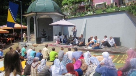 Srebrenica: Otkriveno spomen obilježje za 73 civilne žrtve rata