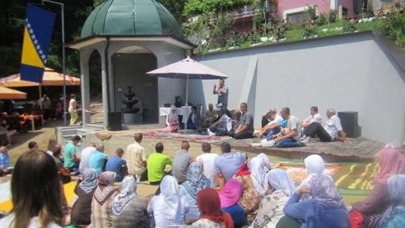 Srebrenica: Otkriveno spomen obilježje za 73 civilne žrtve rata