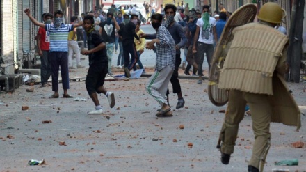 وادی کشمیر میں پرتشدد مظاہروں کا سلسلہ جاری 