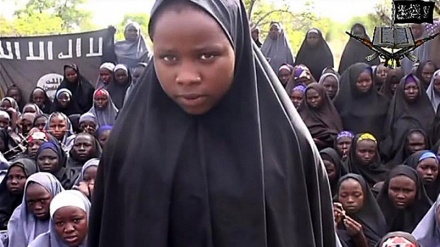 Boko Haramın yeni videosu oğurlanmış qızların valideynlərində yeni ümidlər yaradıb