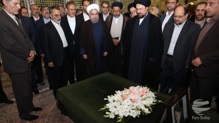 Predsjednik Irana: Vladina volja za nastavak puta rahmetli Imama Homeinija