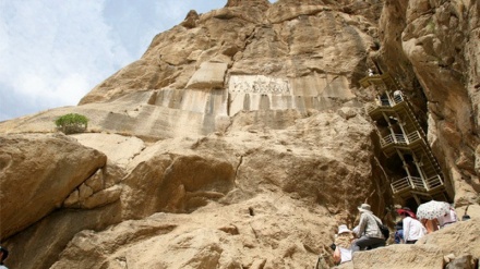 سەیروسەمەرەکانی گەشتیاریی پارێزگای کرماشان – ئێران