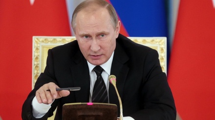 Putin: Krımda rus əsgərlərini ölümünü cavabsız qoymayacağıq