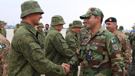 پاکستان بھی روسی بلاک میں ہو رہا ہے شامل 