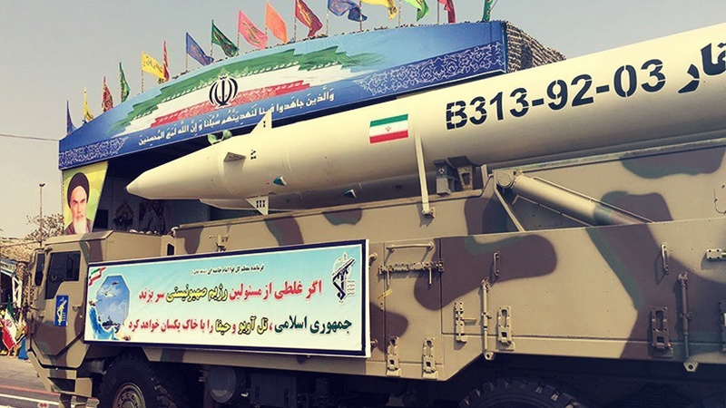 ایران اپنی دفاعی صلاحیت پر کسی دباو اور حدبندی کو تسلیم نہیں کرے گا: ظریف