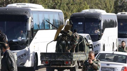 شام کے شہر حمص کے علاقے  الوعر سے مسلح گروہوں کے عناصر کا انخلا