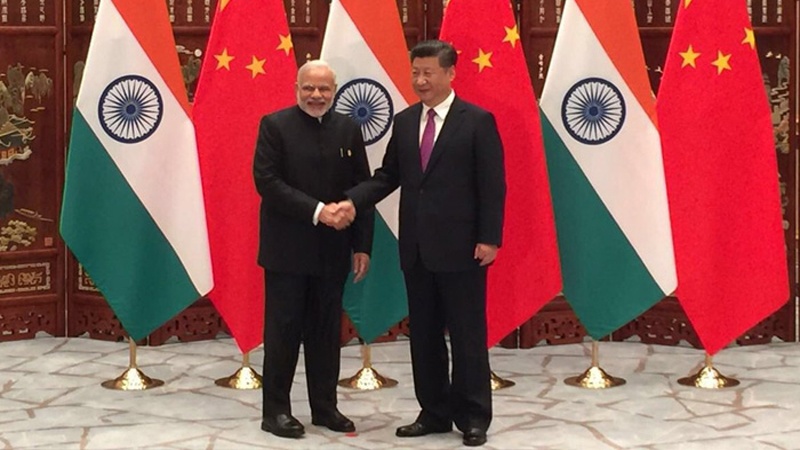 ہندوستان کے وزیر اعظم کی چینی صدر سے ملاقات 
