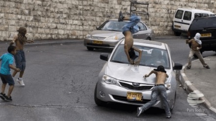 Bir sionist bir fələstinli uşağı maşınla basaraq öldürüb