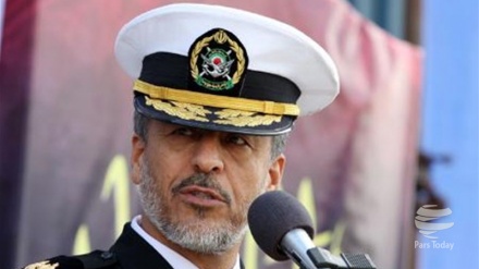 Kontr-admiral Səyyari: İranın dəniz qoşunları bütün region və regiondan kənar hərəkətləri izləyir