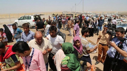 Minlərlə iraqlı Neynəva vilayətindən çıxıb