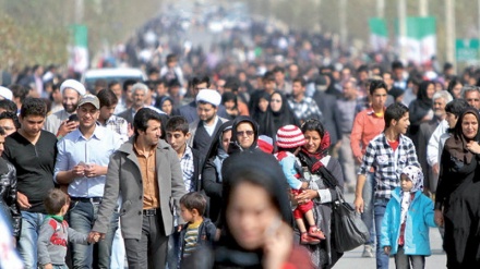ایران کی آبادی سات کروڑ نوے لاکھ سے زیادہ ہوگئی 