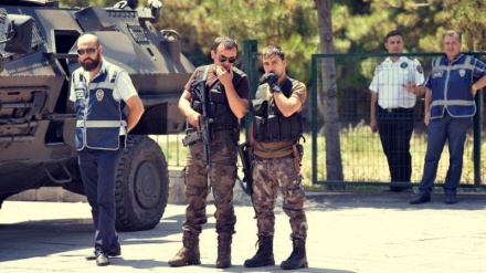 Türkiyə polisi Ankarada İŞİD-ə üzv olmaqda şübhəli bilinən şəxsi qətlə yetirib