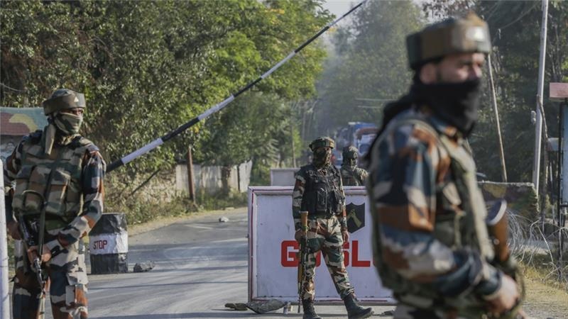 کشمیر میں جھڑپ 2 ہلاک 5 زخمی