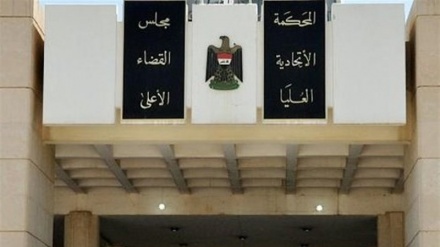Əl-İbadi İraq federal məhkəməsinin referendumun ləğvinə dair qərarını yüksək qiymətləndirib