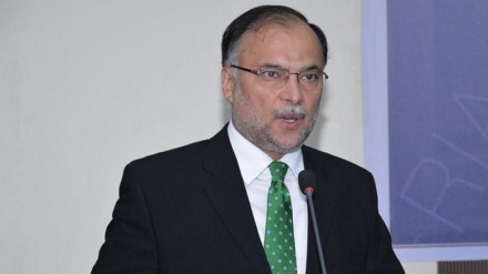 پاکستان کے سابق وزیر داخلہ کرپشن کےالزام میں گرفتار