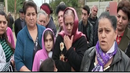 PREZİDENTƏ ŞİKAYƏTƏ GEDƏN VƏTƏNDAŞLAR SAXLANILDI