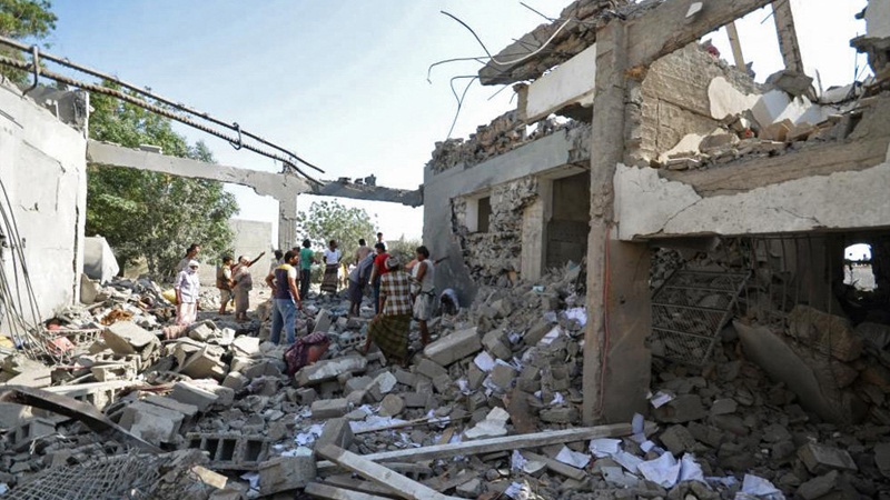 یمن کے رہائشی علاقوں پر سعودی عرب کی وحشیانہ بمباری 