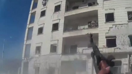 کاتێ تیرۆریستەکانی فەتحوشام یەکتر دەپێکن!