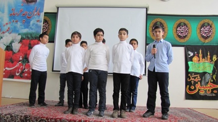 Bakıda İranlıların məktəbində Şagirdlər Günü keçirilib