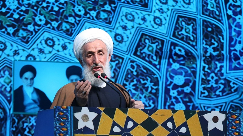 ایران کے عوام کبھی بھی دباؤ کے سامنے گھٹنے نہیں ٹیکیں گے : امام جمعہ