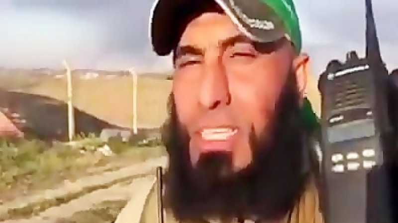 وێنەی سەرەوە ئەبووعیزرائیل یەکێک لە ئەندامانی هێزی خۆڕاگری ئێراقە کە بێتەلێکی داعشی ڕفاندووە