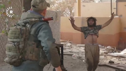 چرکه‌ی ده‌ستگیر کردنی داعشییه‌ک له‌لایه‌ن پێشمه‌رگه‌ له‌ موسڵ